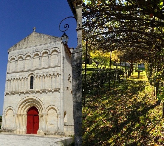 L’église et le prieuré à Bourg Charente